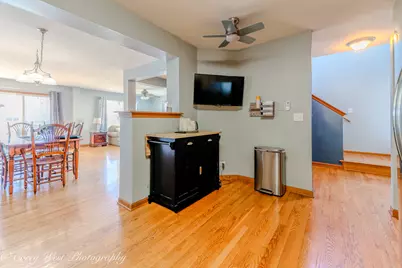 3049 Renard Lane, Saint Charles, IL 60175 - Photo 13