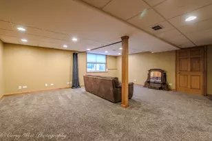 3049 Renard Ln, Saint Charles, IL 60175 - Photo 21