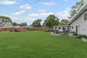 704 Helene St, Shorewood, IL 60404 - Photo 13