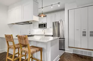 1952 N Seminary Ave, Chicago, IL 60614 - Photo 7