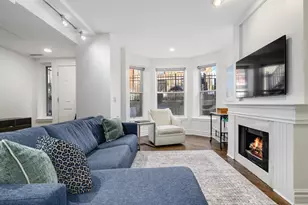 1952 N Seminary Ave, Chicago, IL 60614 - Photo 3