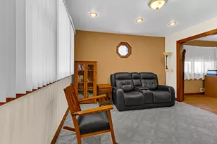 1545 Ridge Rd, Homewood, IL 60430 - Photo 7