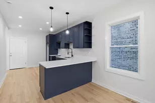 821 N Lockwood Ave, Chicago, IL 60651 - Photo 11