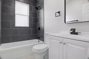 821 N Lockwood Ave, Chicago, IL 60651 - Photo 7