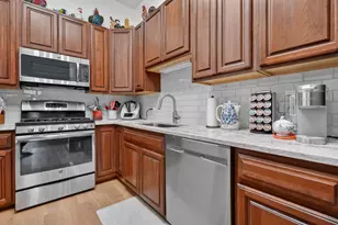 9355 Irving Park Rd, Schiller Park, IL 60176 - Photo 9