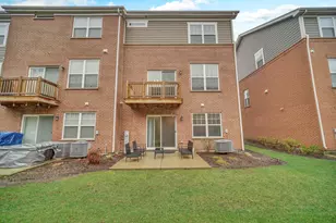 60 Grey Wolf Dr, Wheeling, IL 60090 - Photo 29