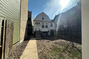 1408 W Hollywood Ave, Chicago, IL 60660 - Photo 21