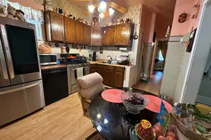 1408 W Hollywood Ave, Chicago, IL 60660 - Photo 3