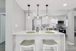 4N327 7th Ave, Addison, IL 60101 - Photo 11