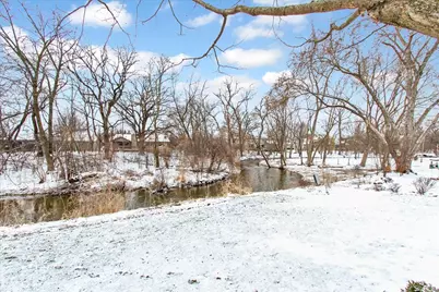 [Address not provided], Elgin, IL 60123 - Photo 33