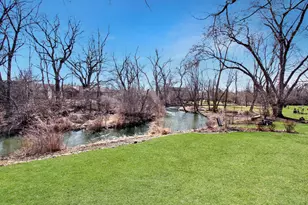 1865 Kevin Ave, Elgin, IL 60123 - Photo 9