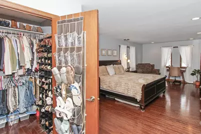 [Address not provided], Elgin, IL 60123 - Photo 17