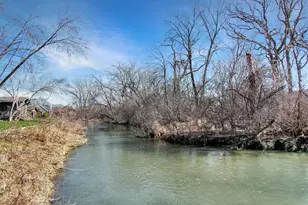 1865 Kevin Ave, Elgin, IL 60123 - Photo 7