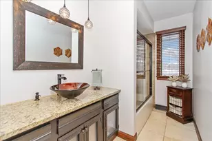 1865 Kevin Ave, Elgin, IL 60123 - Photo 29