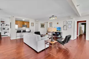 1160 S Michigan Ave, Chicago, IL 60605 - Photo 3