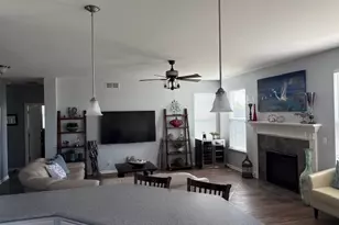 [Address not provided], Yorkville, IL 60560 - Photo 9