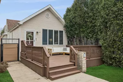 3317 N Osceola Avenue, Chicago, IL 60634 - Photo 1