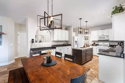 130 Alderwood Lane, Aurora, IL 60504 - Photo 9