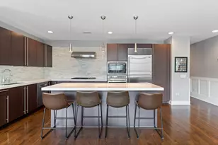 15 S Racine Ave, Chicago, IL 60607 - Photo 3