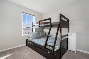 1080 Bogart St, Des Plaines, IL 60018 - Photo 17