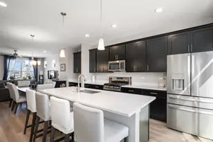 1080 Bogart St, Des Plaines, IL 60018 - Photo 5