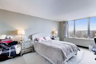 655 W Irving Park Rd, Chicago, IL 60613 - Photo 17
