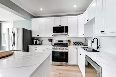 3716 N Spaulding Avenue, Chicago, IL 60618 - Photo 9