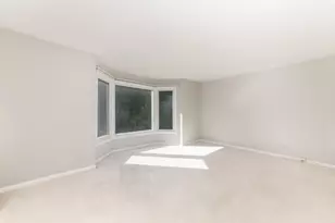 2400 Windsor Mall, Park Ridge, IL 60068 - Photo 17