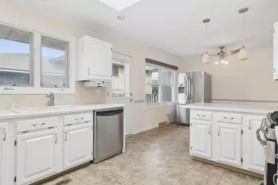 1119 S Pine Avenue, Arlington Heights, IL 60005 - Photo 9