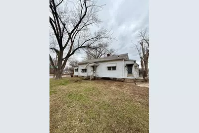 1902 N Broadway Street, Peoria, IL 61604 - Photo 1