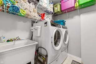 2302 W Belmont Ave, Chicago, IL 60618 - Photo 13