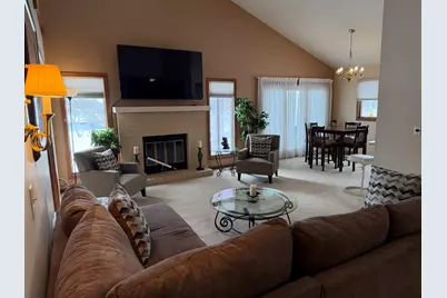 1800 Monterey Court, Hoffman Estates, IL 60169 - Photo 7