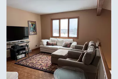 1800 Monterey Court, Hoffman Estates, IL 60169 - Photo 33