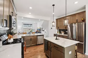 9245 Harlowe Ln, Orland Park, IL 60462 - Photo 11