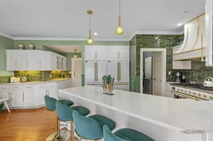 406 Kenmare Dr, Burr Ridge, IL 60527 - Photo 7