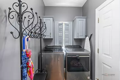 406 Kenmare Drive, Burr Ridge, IL 60527 - Photo 15