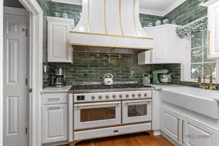 406 Kenmare Dr, Burr Ridge, IL 60527 - Photo 5