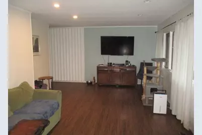 6526 Howard Avenue, Indian Head Park, IL 60525 - Photo 5