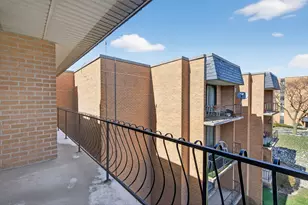 931 W Arquilla Dr, Glenwood, IL 60425 - Photo 5