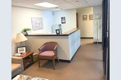 21 N Skokie Highway N #204, Lake Bluff, IL 60044 - Photo 5