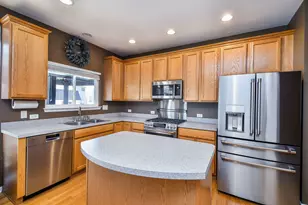 1836 Aster Dr, Yorkville, IL 60560 - Photo 11