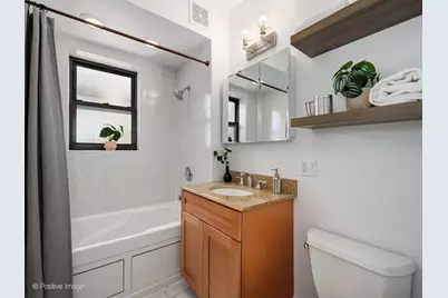 1310 W Montrose Avenue #3, Chicago, IL 60613 - Photo 13