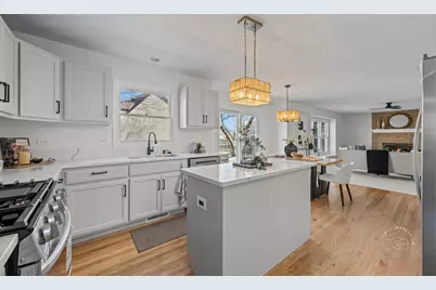 225 N Canterbury Road, Aurora, IL 60506 - Photo 11