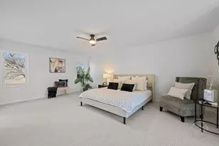 225 N Canterbury Rd, Aurora, IL 60506 - Photo 19