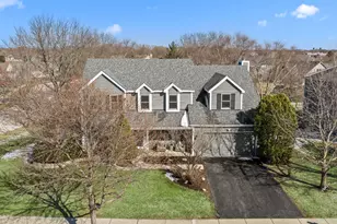 225 N Canterbury Rd, Aurora, IL 60506 - Photo 29