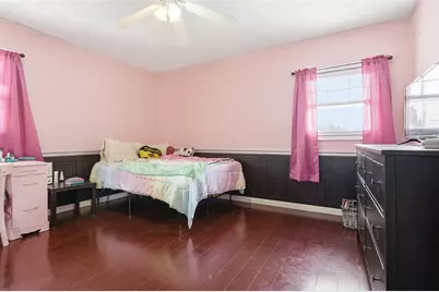 1306 Kirkwood Drive, Pontiac, IL 61764 - Photo 17