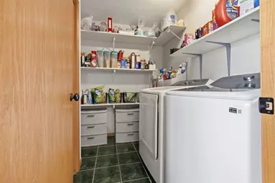 1306 Kirkwood Drive, Pontiac, IL 61764 - Photo 21