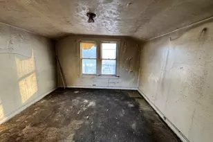 906 S 9th Ave, Maywood, IL 60153 - Photo 7