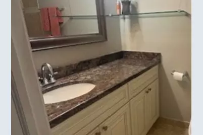 [Address not provided], Buffalo Grove, IL 60089 - Photo 7