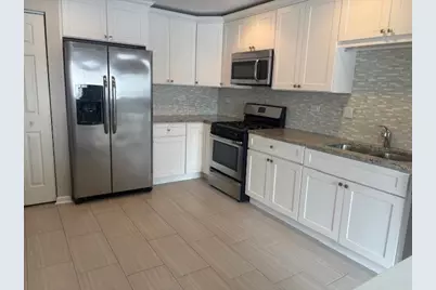 [Address not provided], Buffalo Grove, IL 60089 - Photo 13